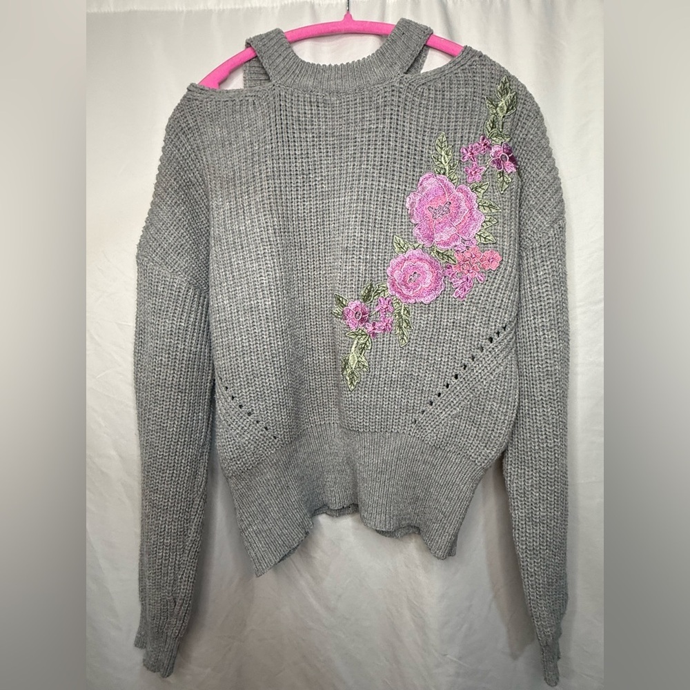 Gray Cutout Sweater with Pink/Purple Floral Embroidery Size Large